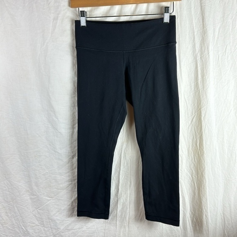 Lululemon Black Women’s Leggings Size 4